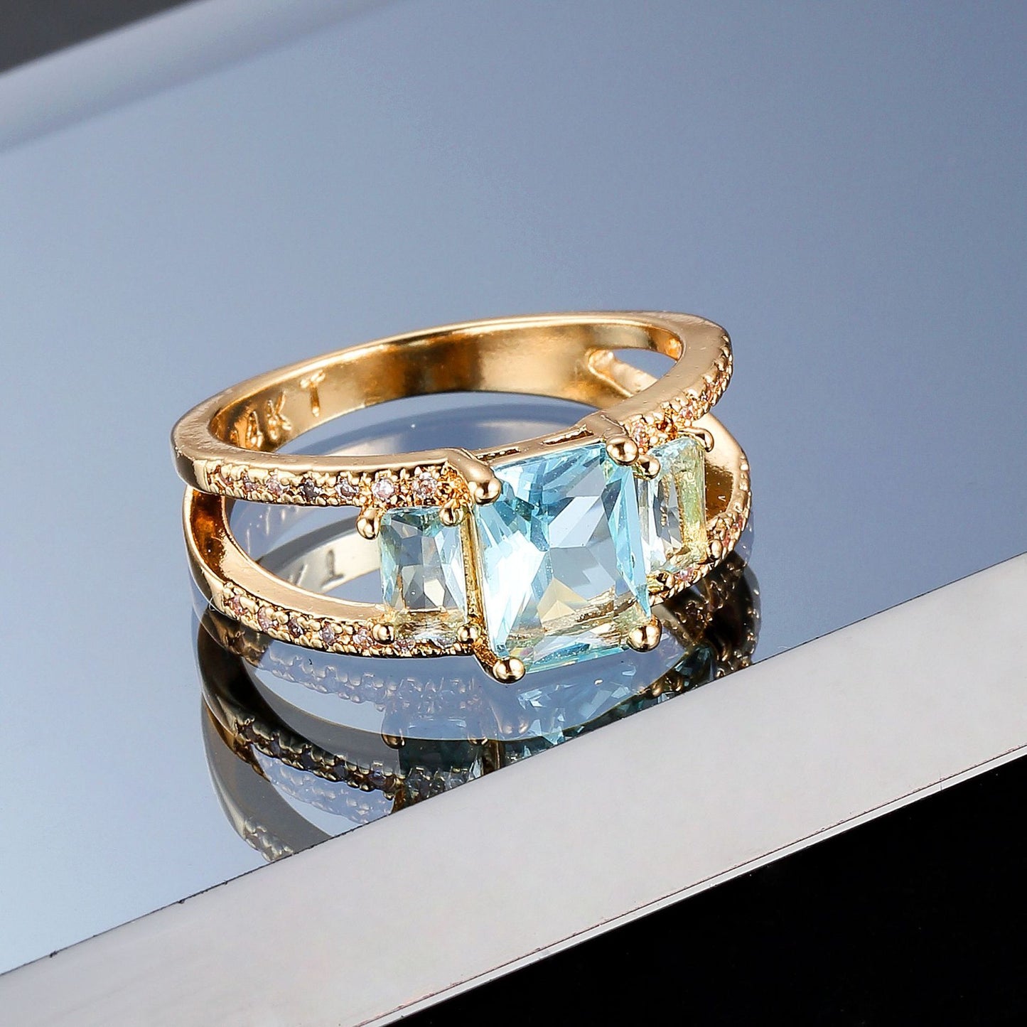 Elegant Zircon Ring – Light Sea Blue Geometric Design (Sizes 6–10)